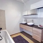 Vila Superbe Maison Avec Jardin Bezannes